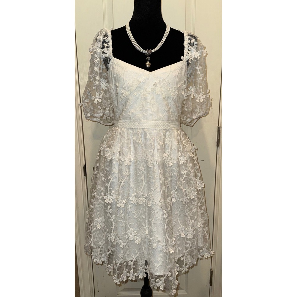 Endless Rose Uptown Girl Dress White Floral Lace Puff Sleeve Mini HN160D Large